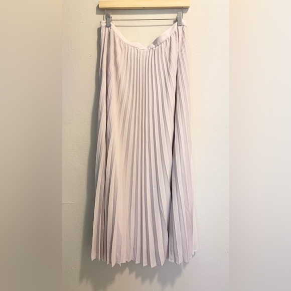 Banana Republic Skirts Banana Republic Accordion Style Maxi Skirt